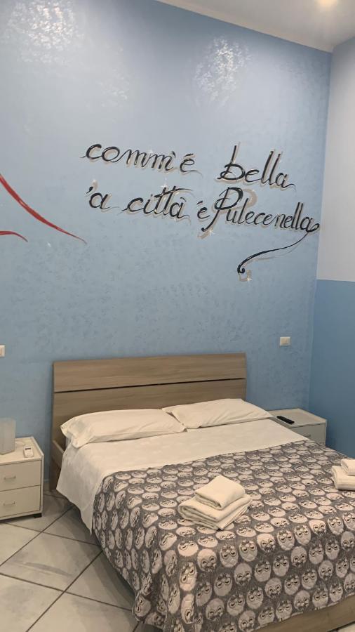 Guesthouse Re Ferdinando Napoli Eksteriør bilde